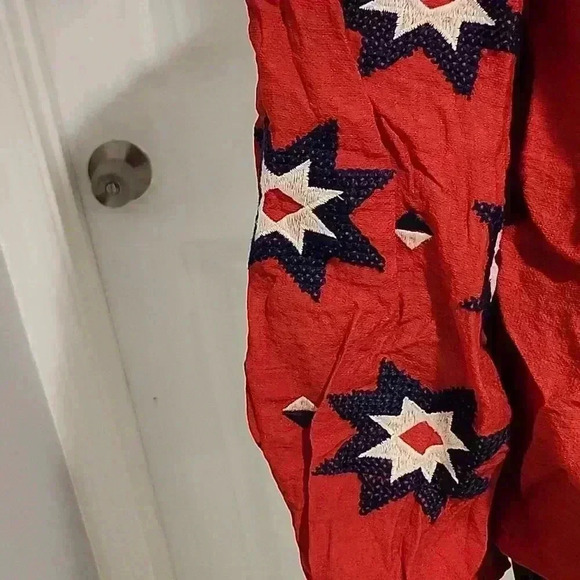 Chelsea and violet blouse - Picture 3 of 6